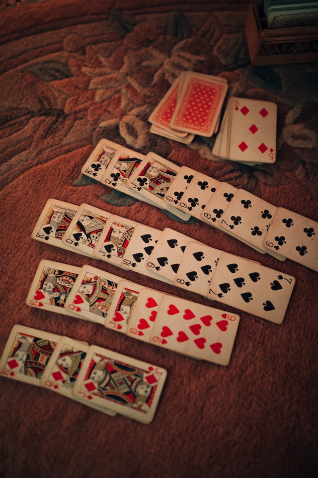 cDvcYY.pexels-koolshooters-7332036